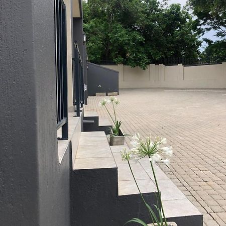 Spring Acres Guesthouse Mbombela Екстер'єр фото