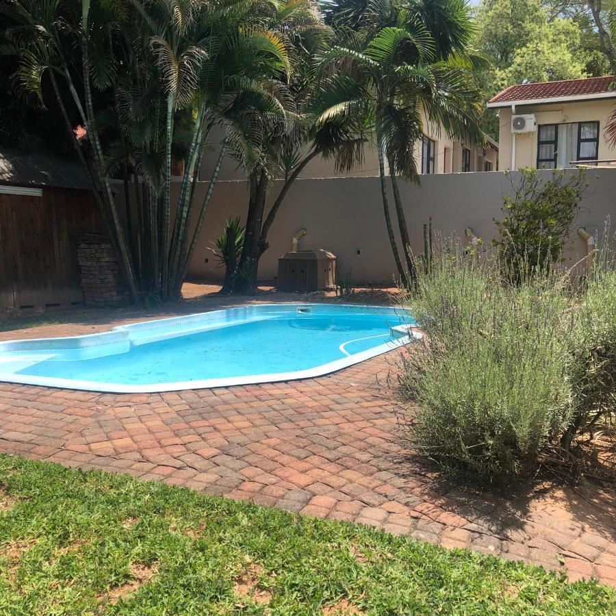 Spring Acres Guesthouse Mbombela Екстер'єр фото