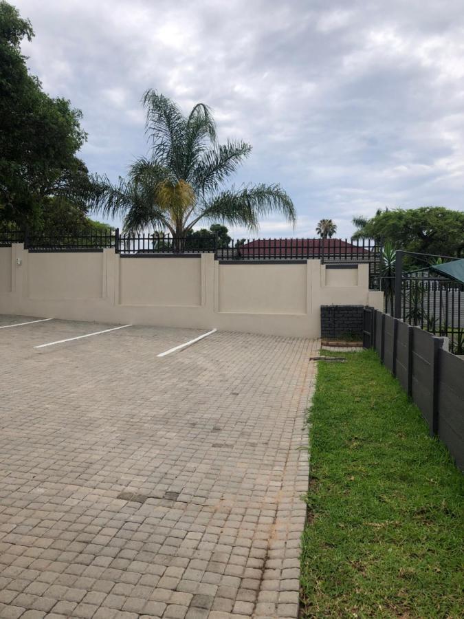Spring Acres Guesthouse Mbombela Екстер'єр фото