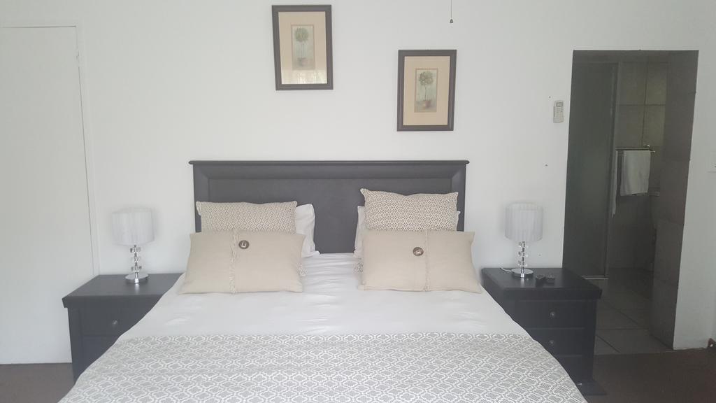 Spring Acres Guesthouse Mbombela Екстер'єр фото