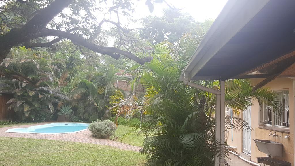 Spring Acres Guesthouse Mbombela Екстер'єр фото